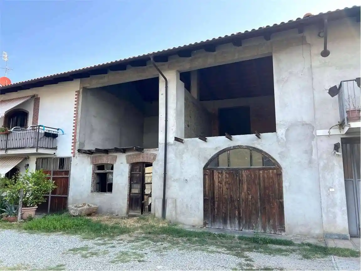 Casa indipendente in vendita a Pinerolo