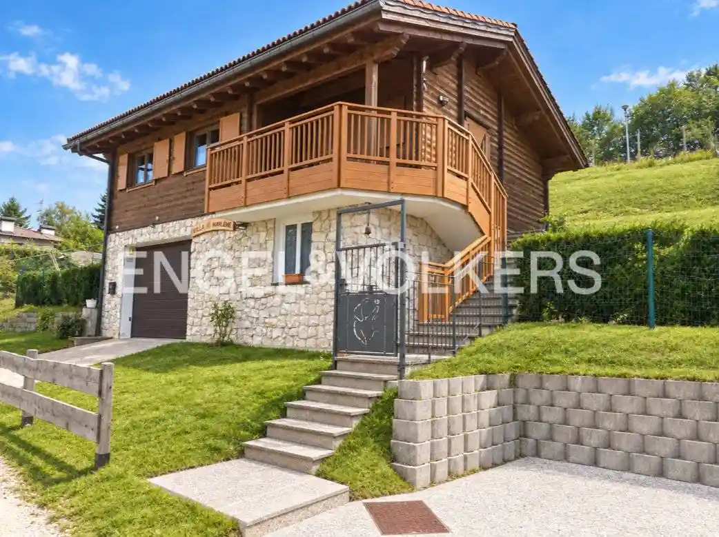 Villa in vendita a Brentonico
