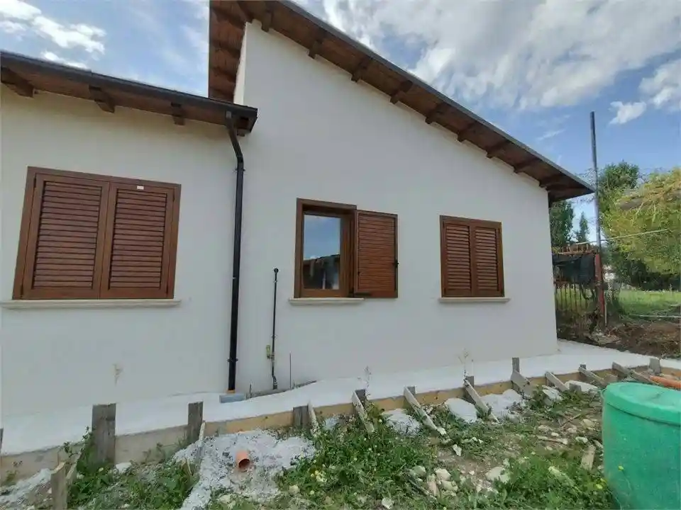 Villa in vendita a L'Aquila