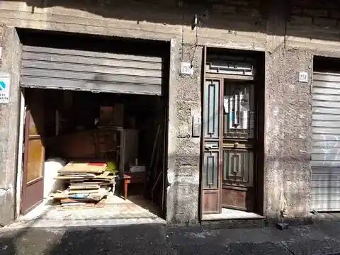 Palazzo - Edificio in vendita a Misterbianco