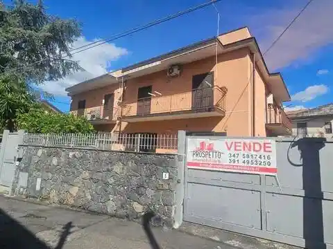Villa in vendita a Pedara