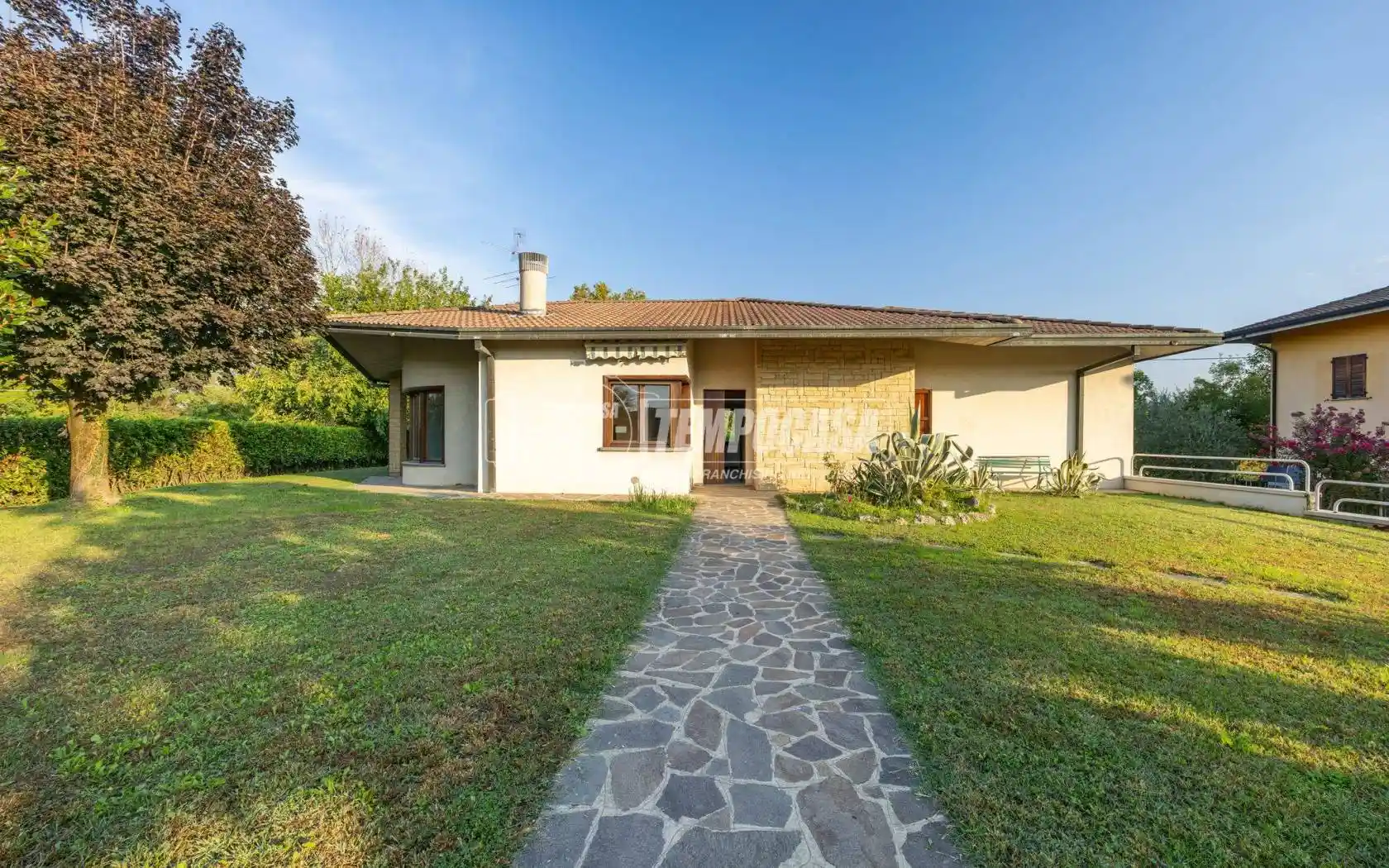 Villa in vendita a Seriate