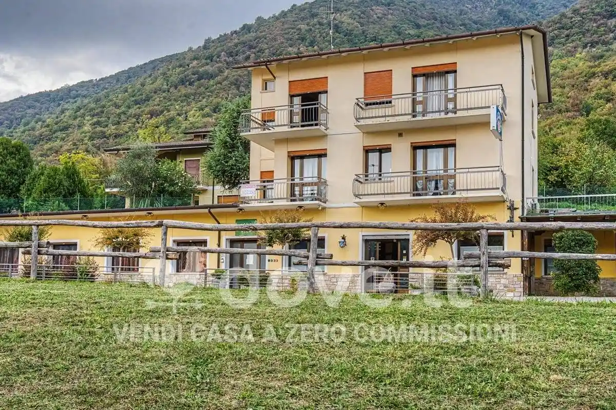 Appartamento in vendita a Revine Lago