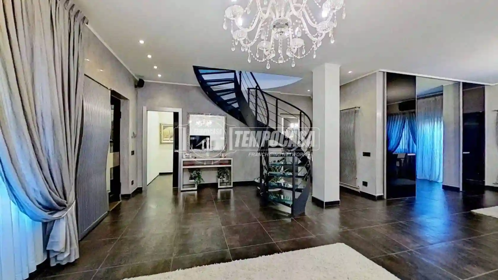 Villa - foto 2