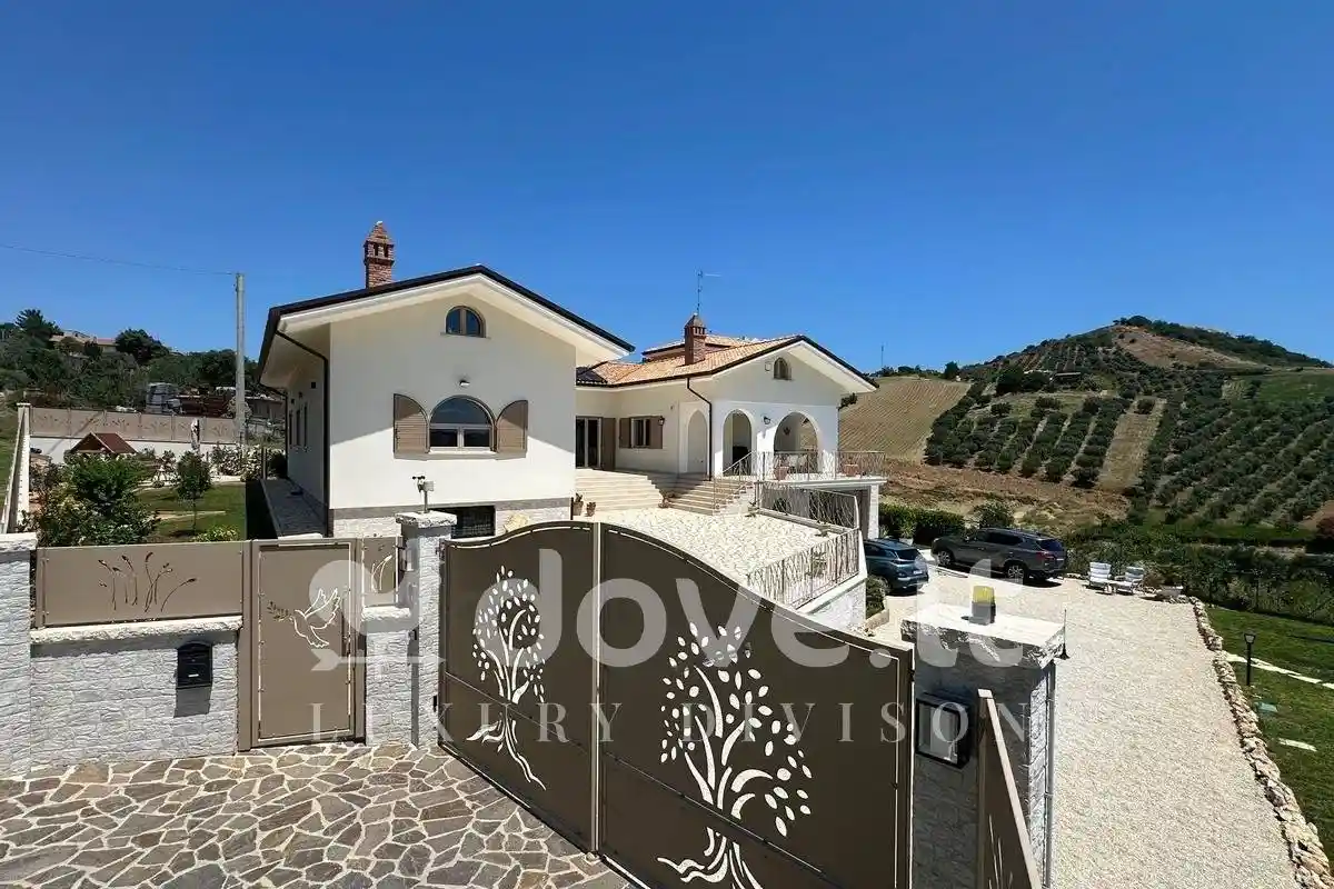 Villa in vendita a Tortoreto