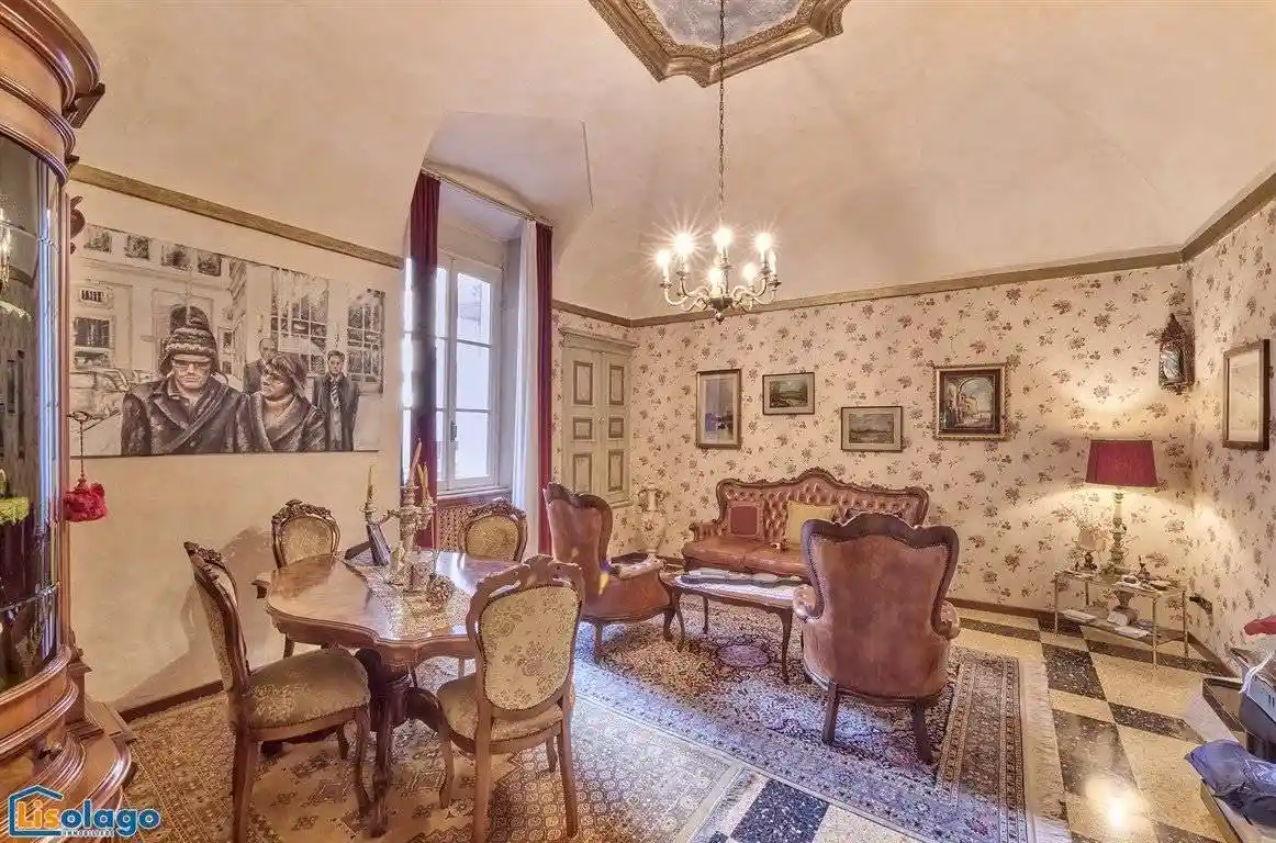 Appartamento in vendita a Mandello del Lario