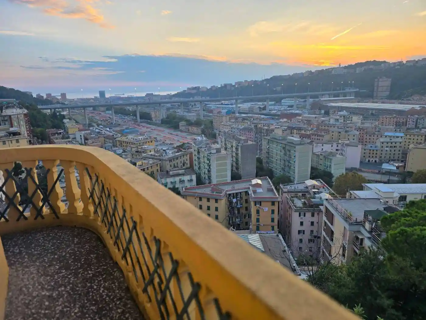 Appartamento in vendita a Genova