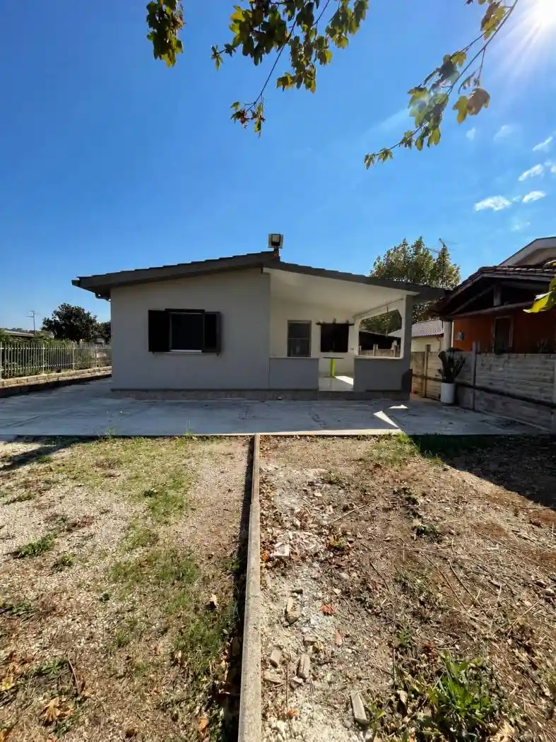 Villa in vendita a Latina