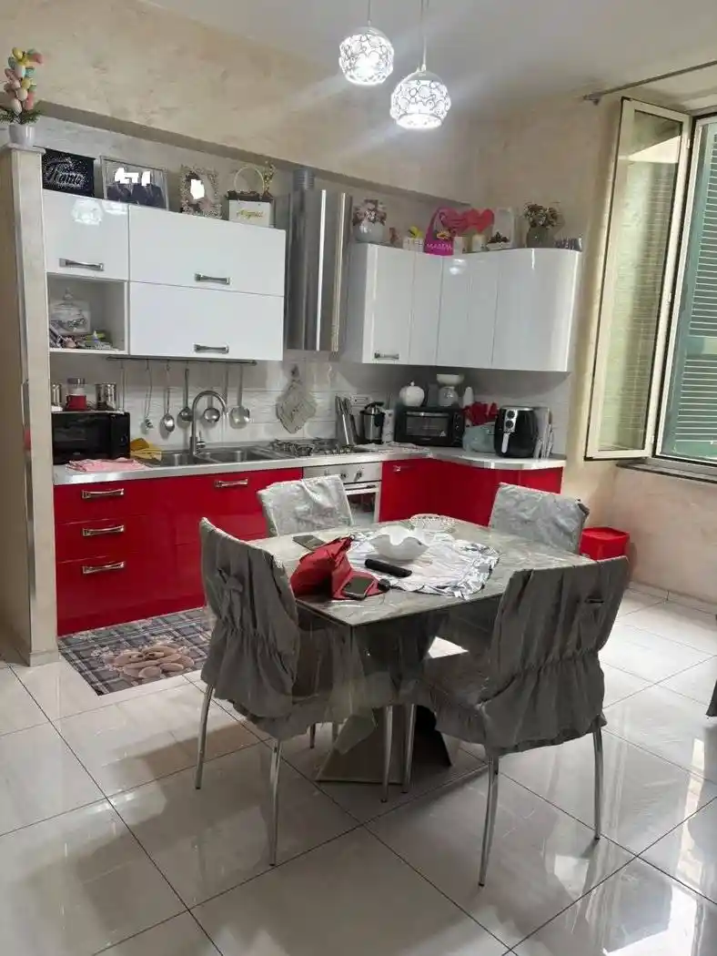 Appartamento in affitto a Napoli