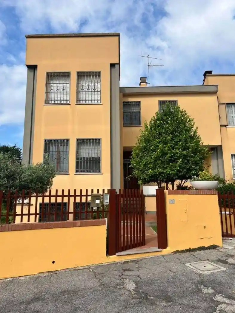 Villetta a schiera in vendita a Aprilia