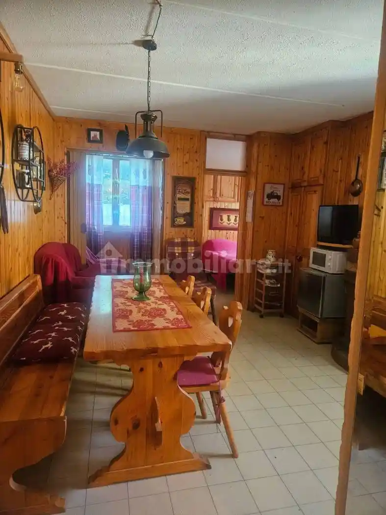 Appartamento in vendita a Lucoli