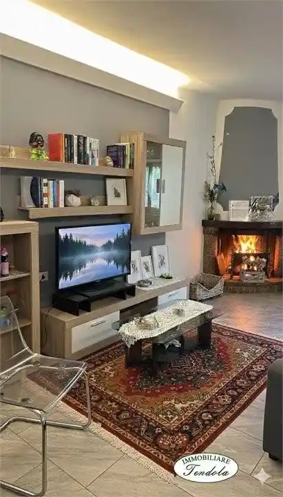 Casa indipendente in affitto a Carrara