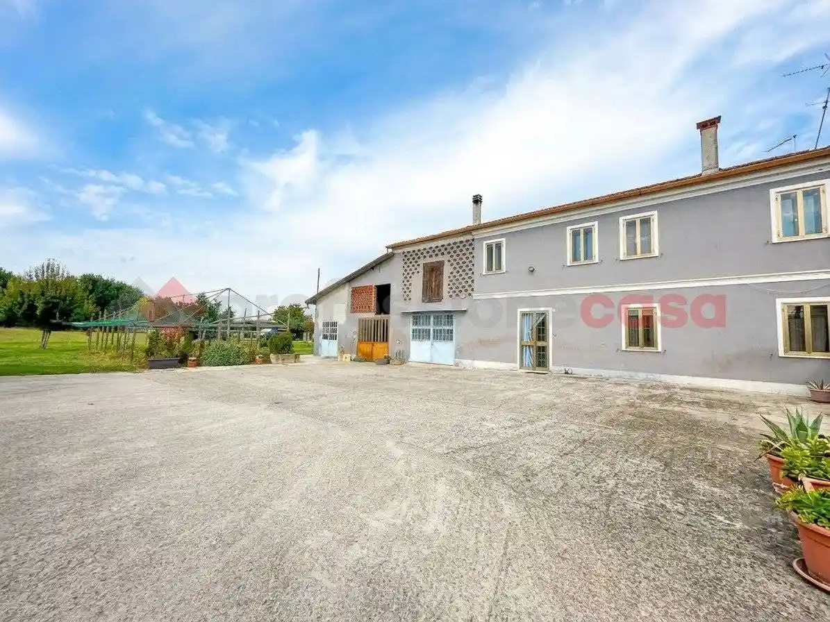 Casa indipendente in vendita a Legnago