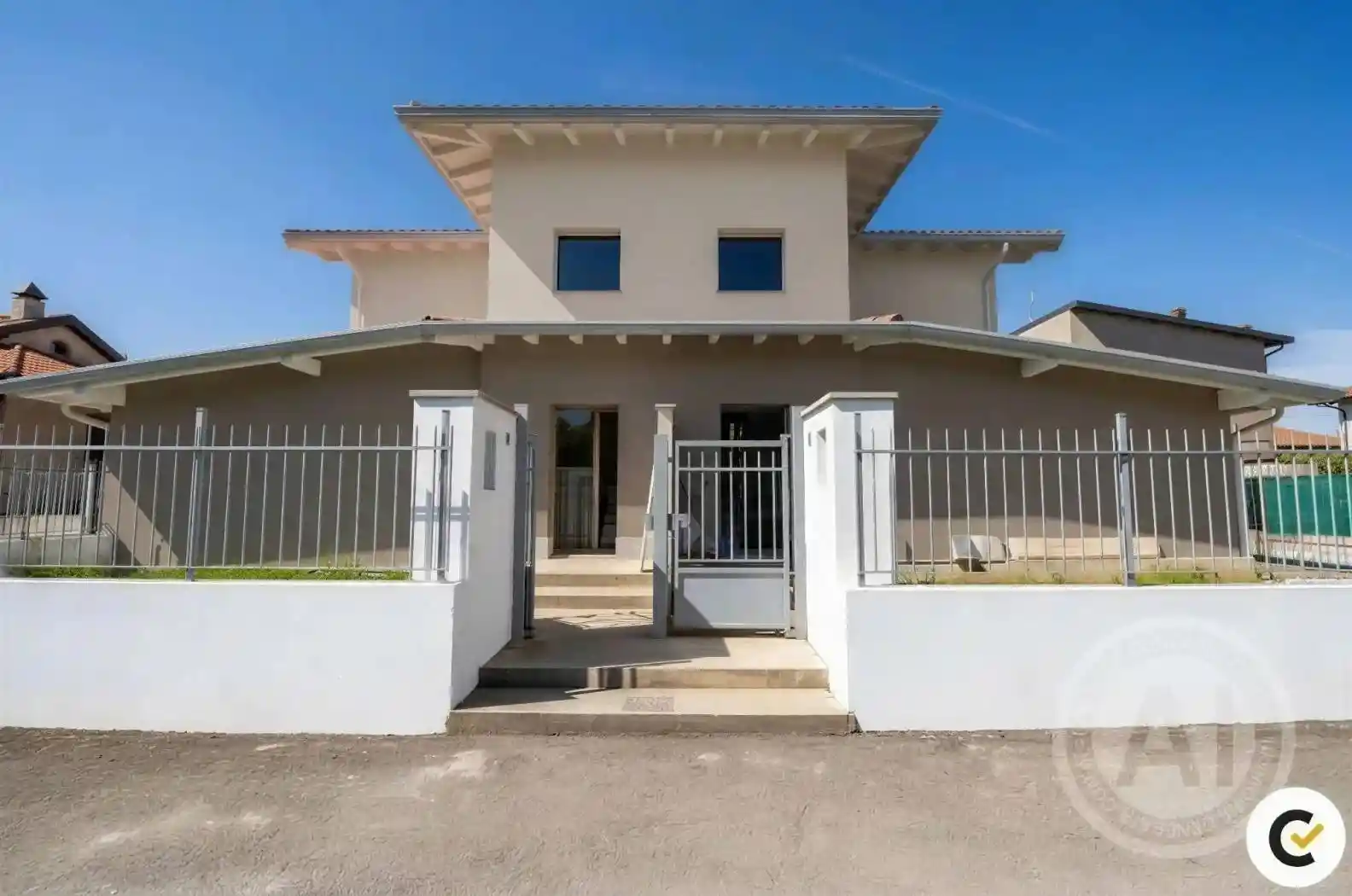 Villa in vendita a Caronno Varesino