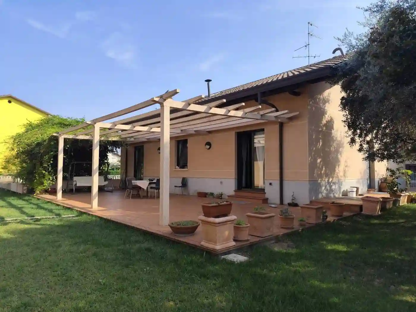 Villa - foto 2