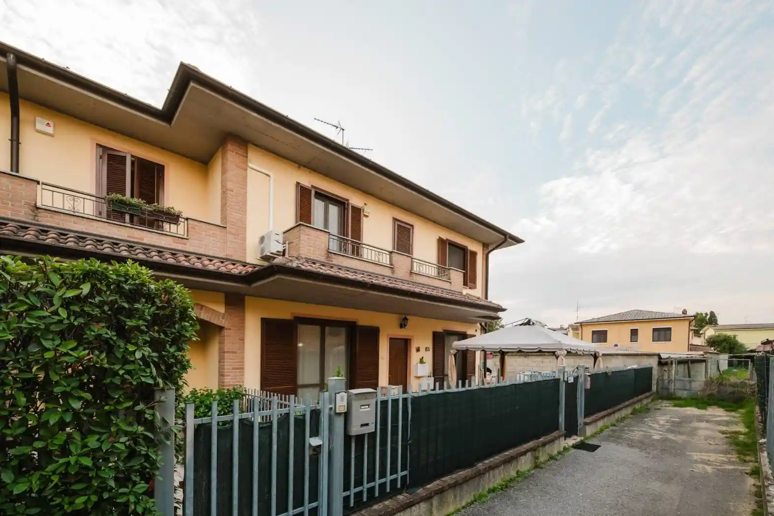 Villa in vendita a Roncaro