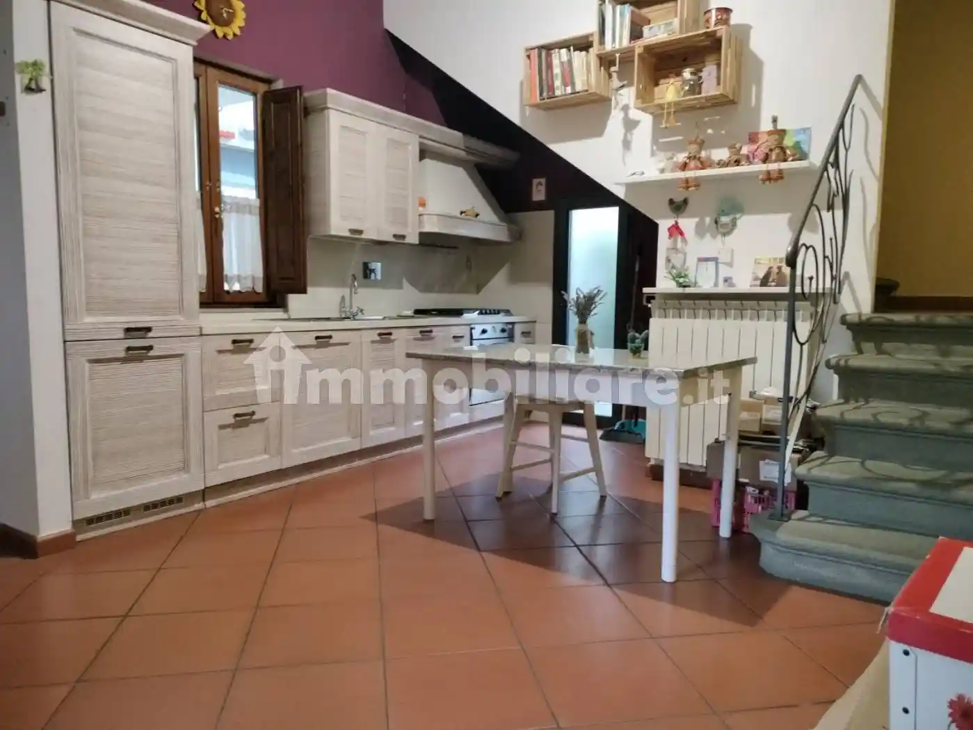 Casa indipendente in vendita a Campi Bisenzio
