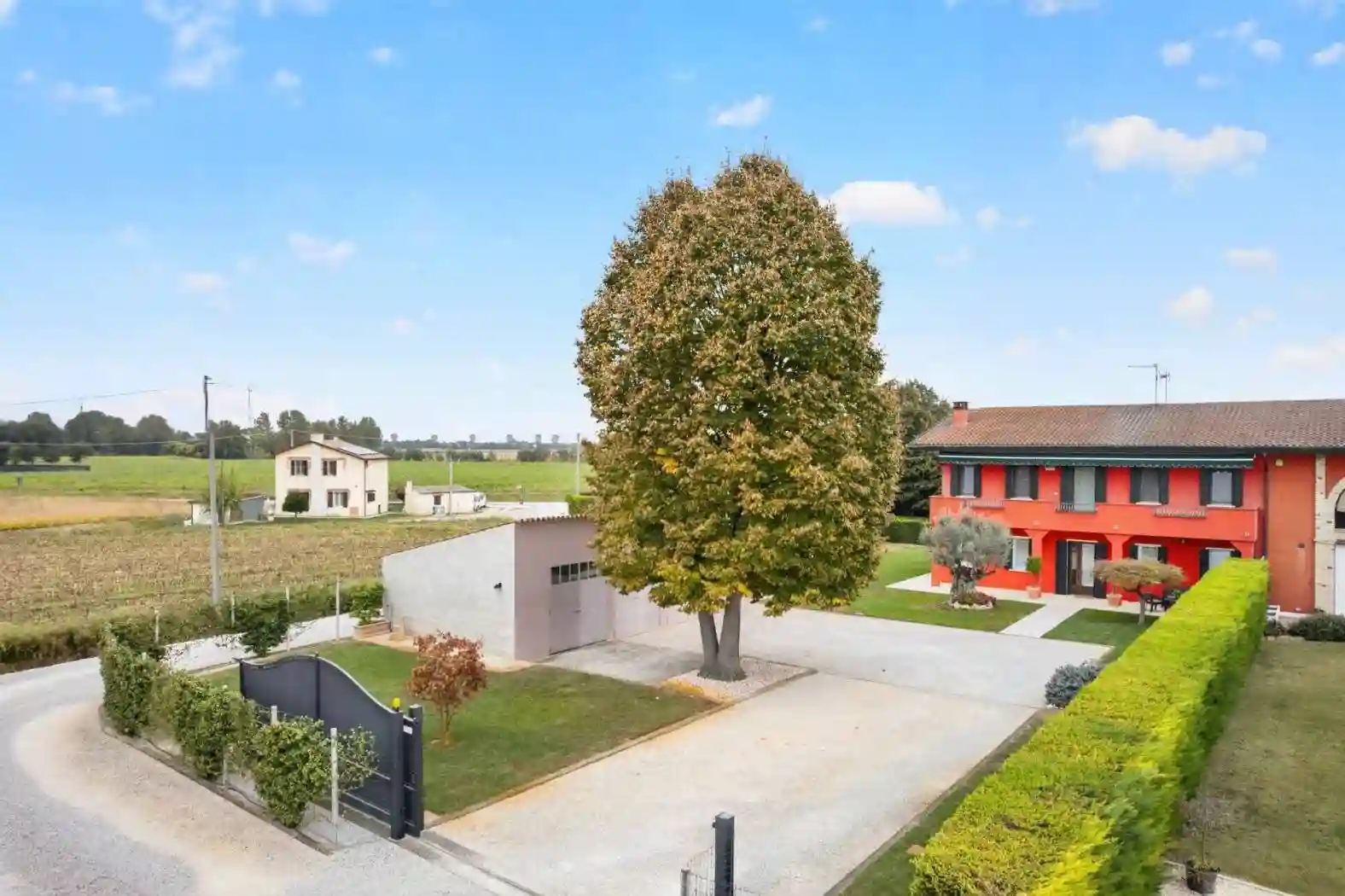 Villa - foto 2
