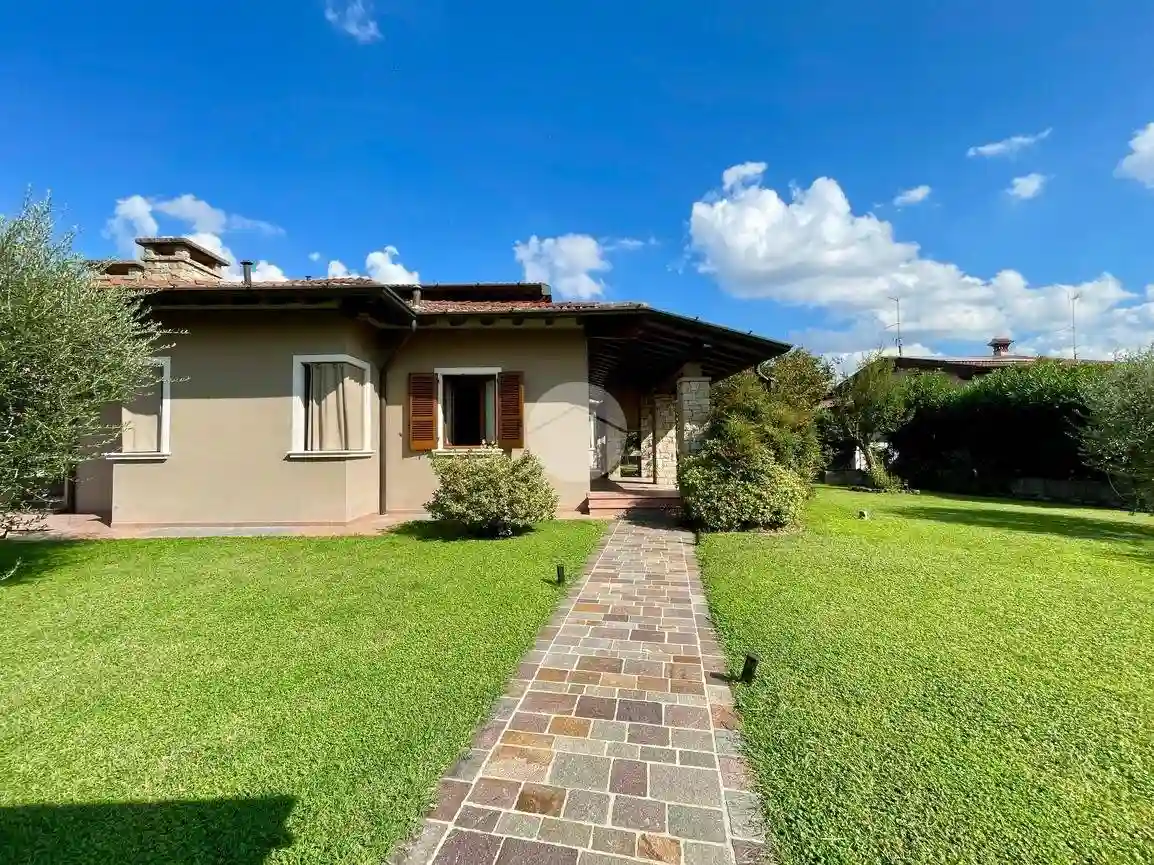 Villa - foto 3
