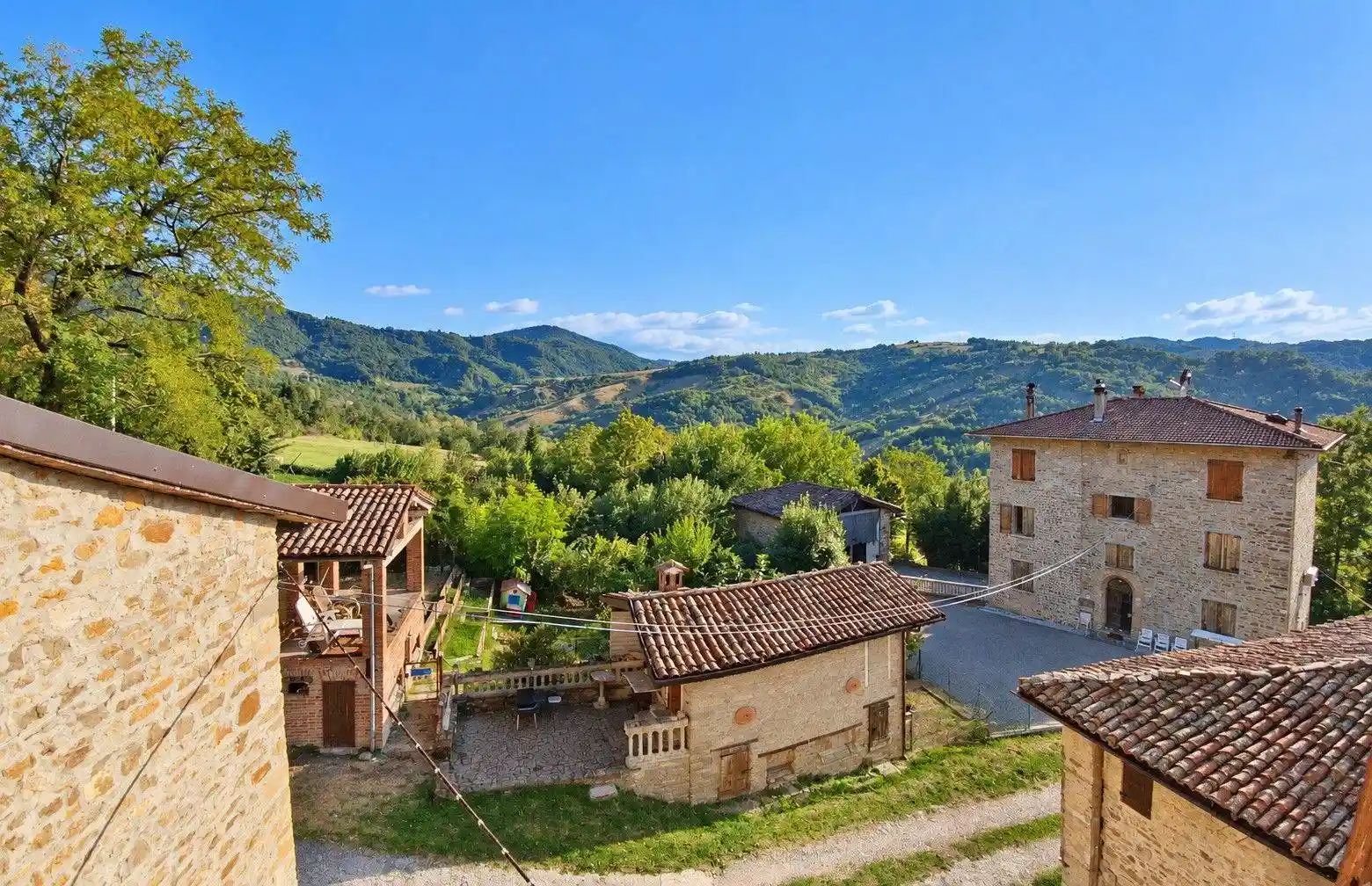 Rustico - Casale in vendita a Monte San Pietro
