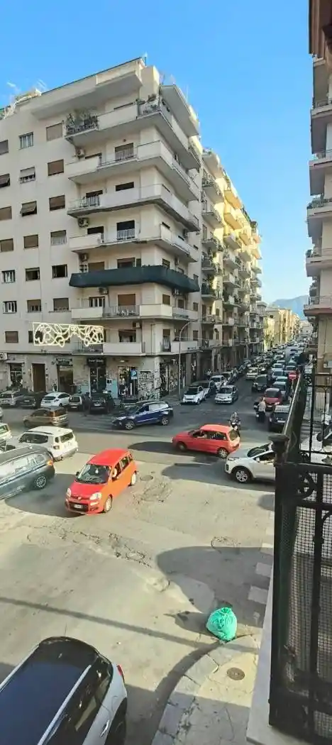 Appartamento in vendita a Palermo