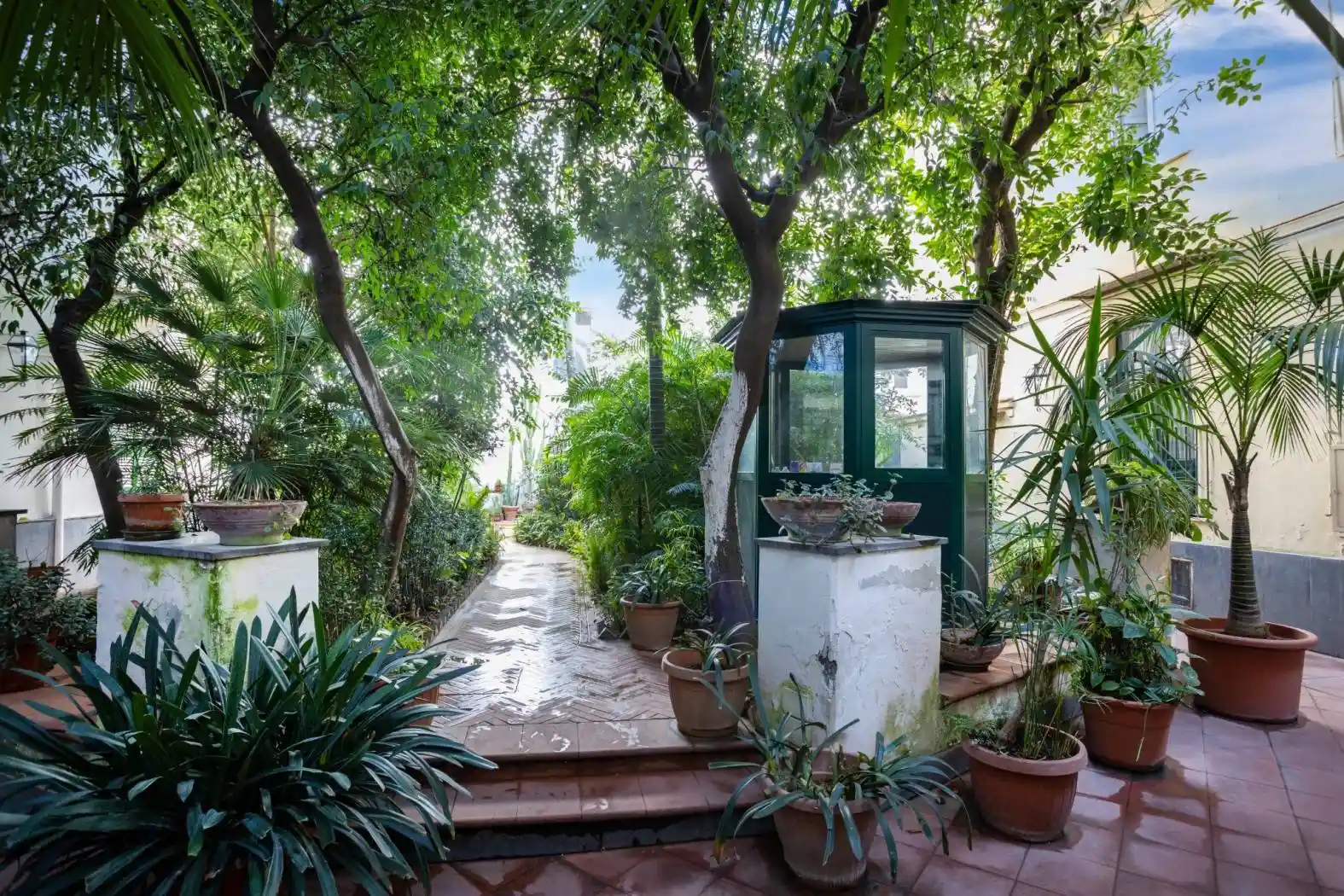 Appartamento in vendita a Napoli