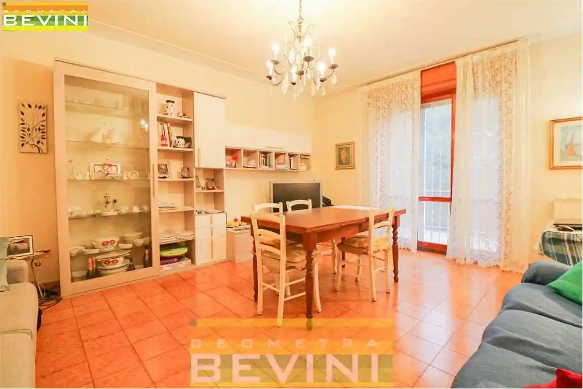 Appartamento in vendita a Modena