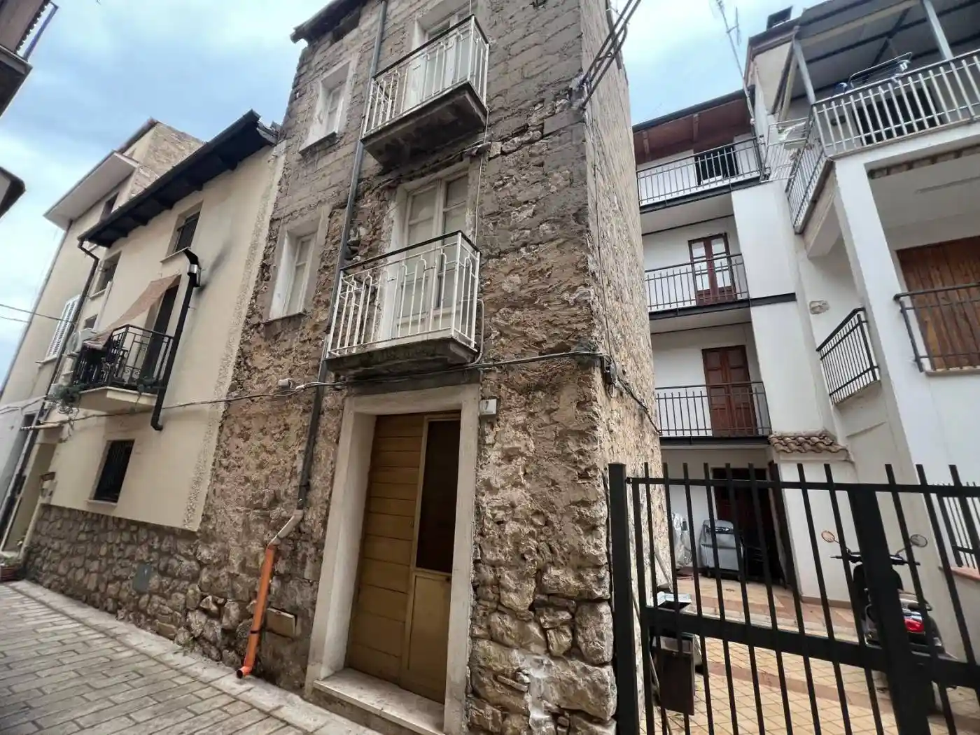 Casa indipendente in vendita a Fondi