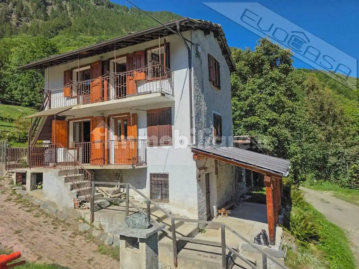 Villa in vendita a Prali