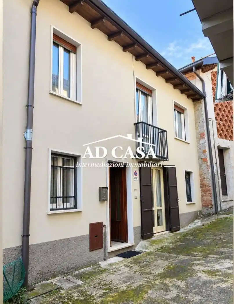 Casa indipendente in vendita a Inverigo