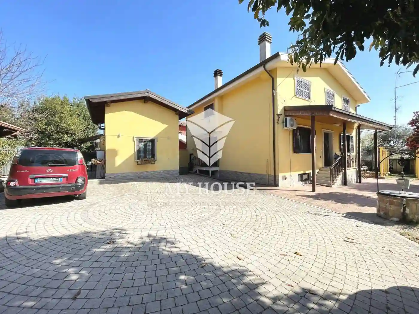 Villa - foto 2