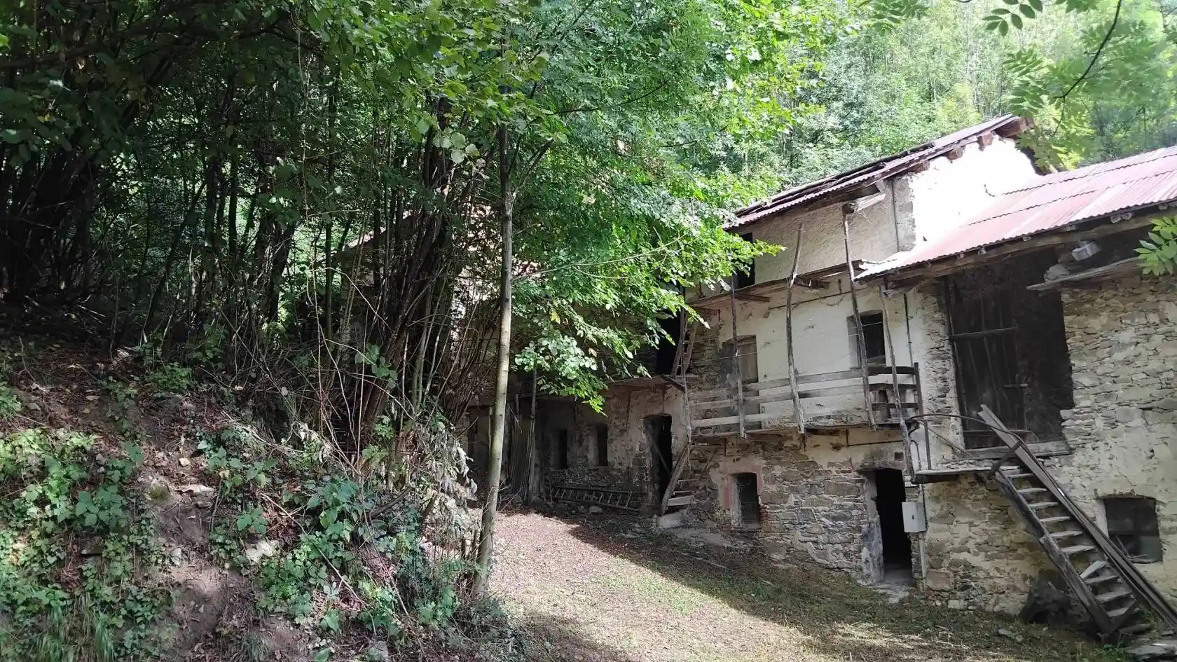 Rustico - Casale in vendita a Robilante