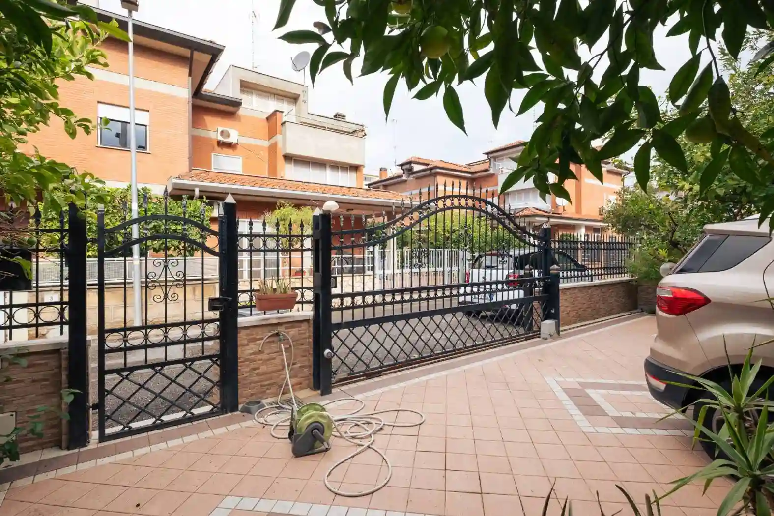 Villa - foto 2