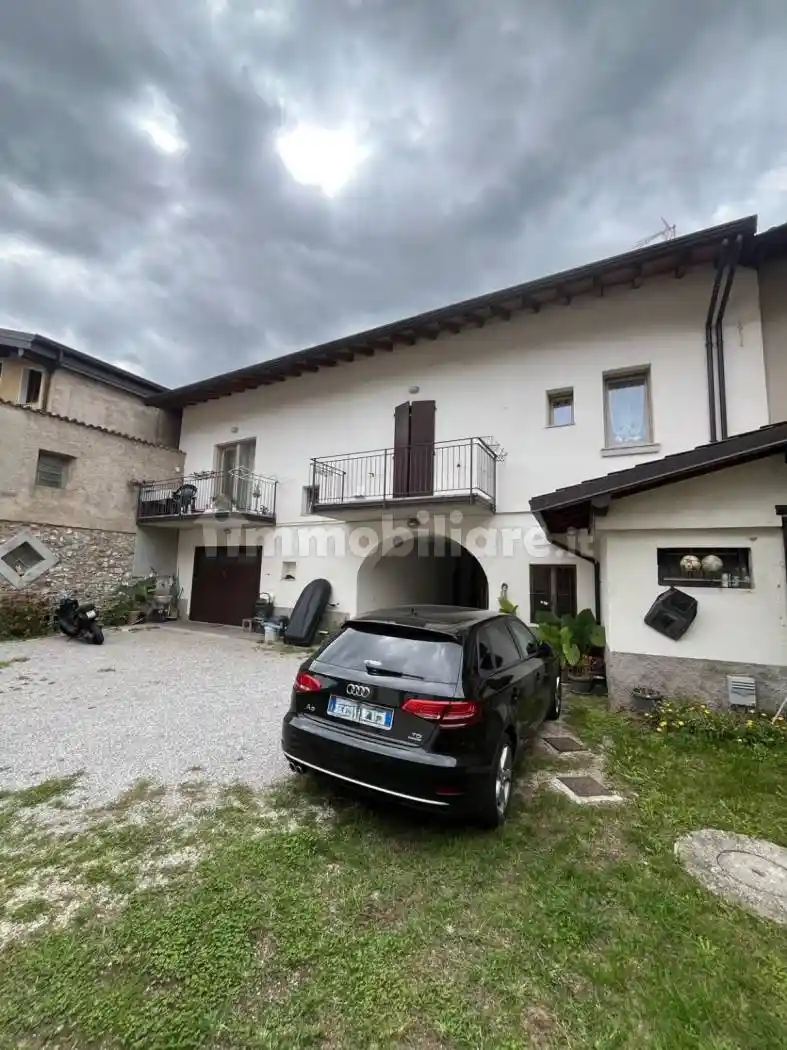 Casa indipendente in vendita a Sabbio Chiese