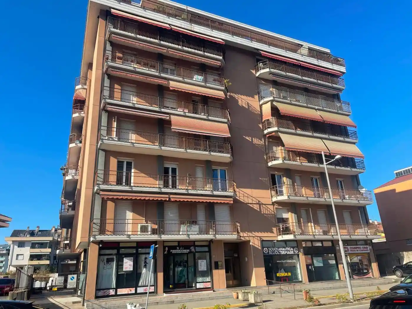 Appartamento in vendita a Sesto Calende