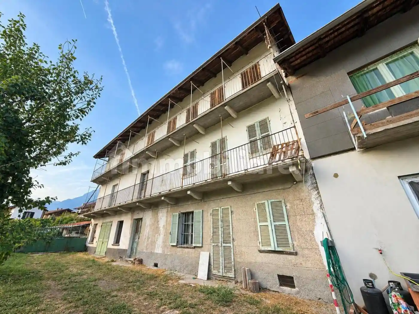 Palazzo - Edificio in vendita a San Didero