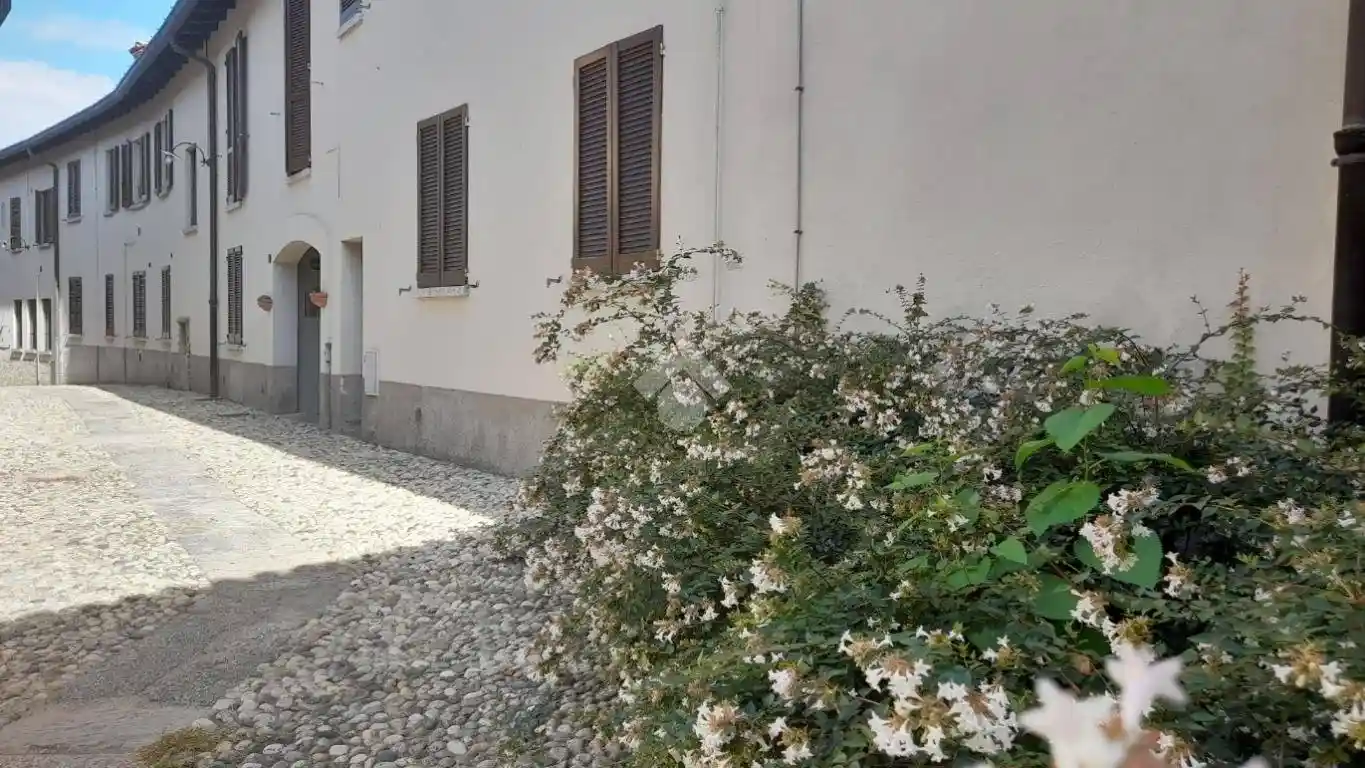 Appartamento in vendita a Lurago d'Erba