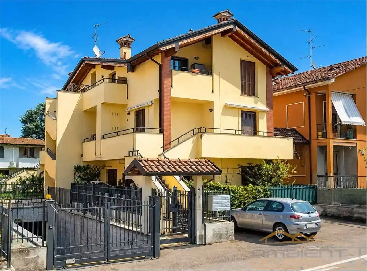 Appartamento in vendita a Verderio