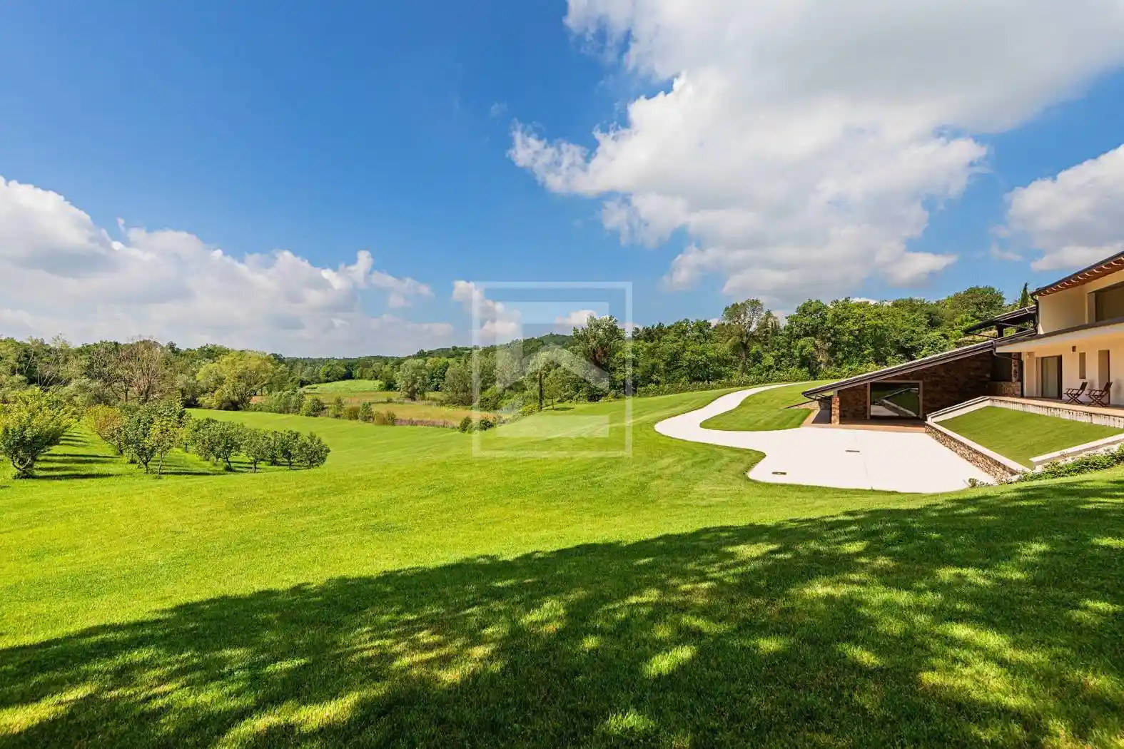 Villa in vendita a Soiano del Lago
