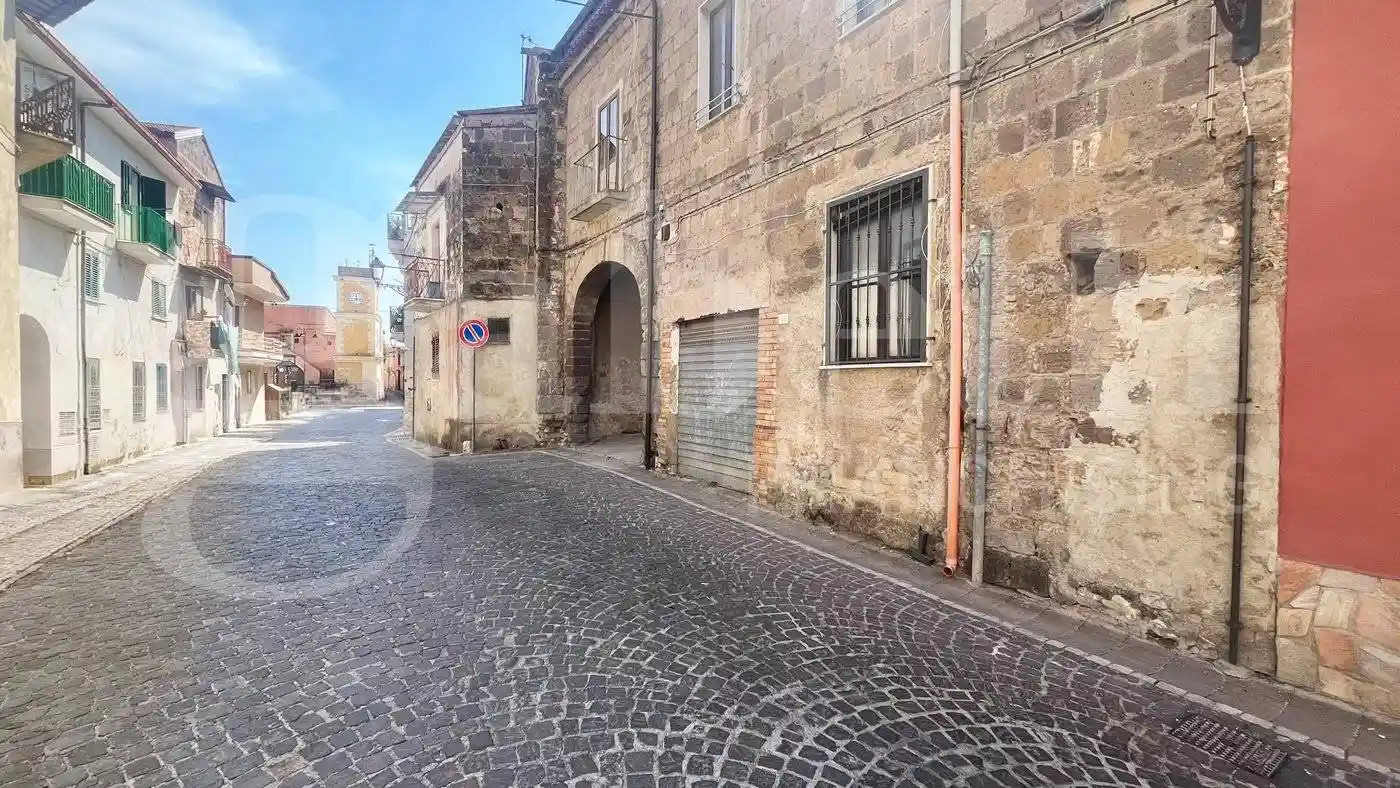 Casa indipendente in vendita a Pastorano