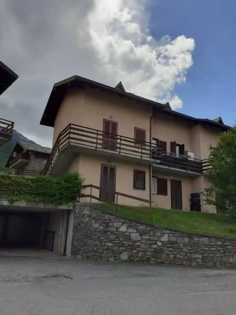 Appartamento in vendita a Albosaggia