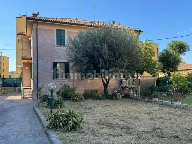 Villa in vendita a Bologna