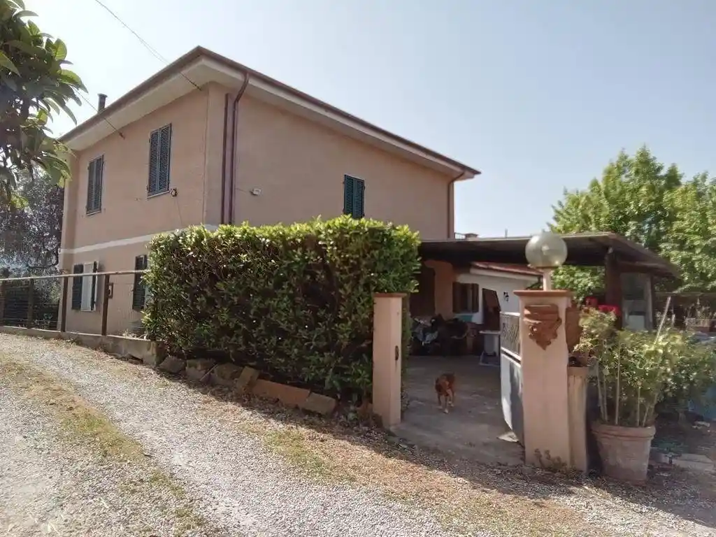 Villa in vendita a Camaiore
