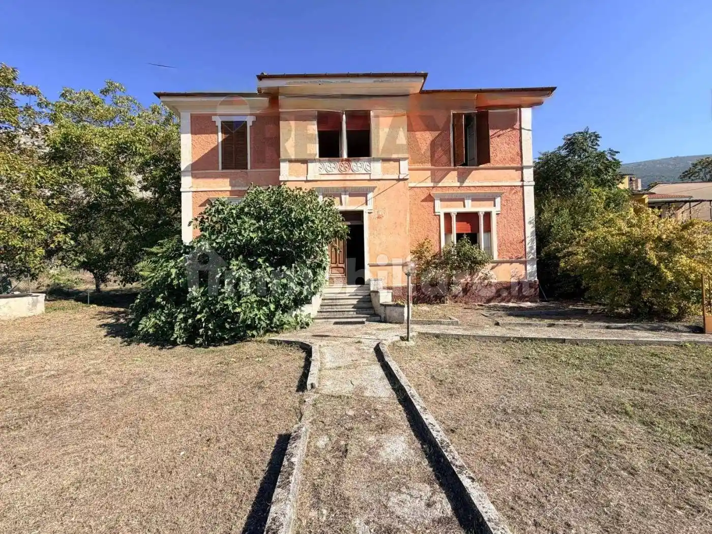 Villa in vendita a Gioia dei Marsi