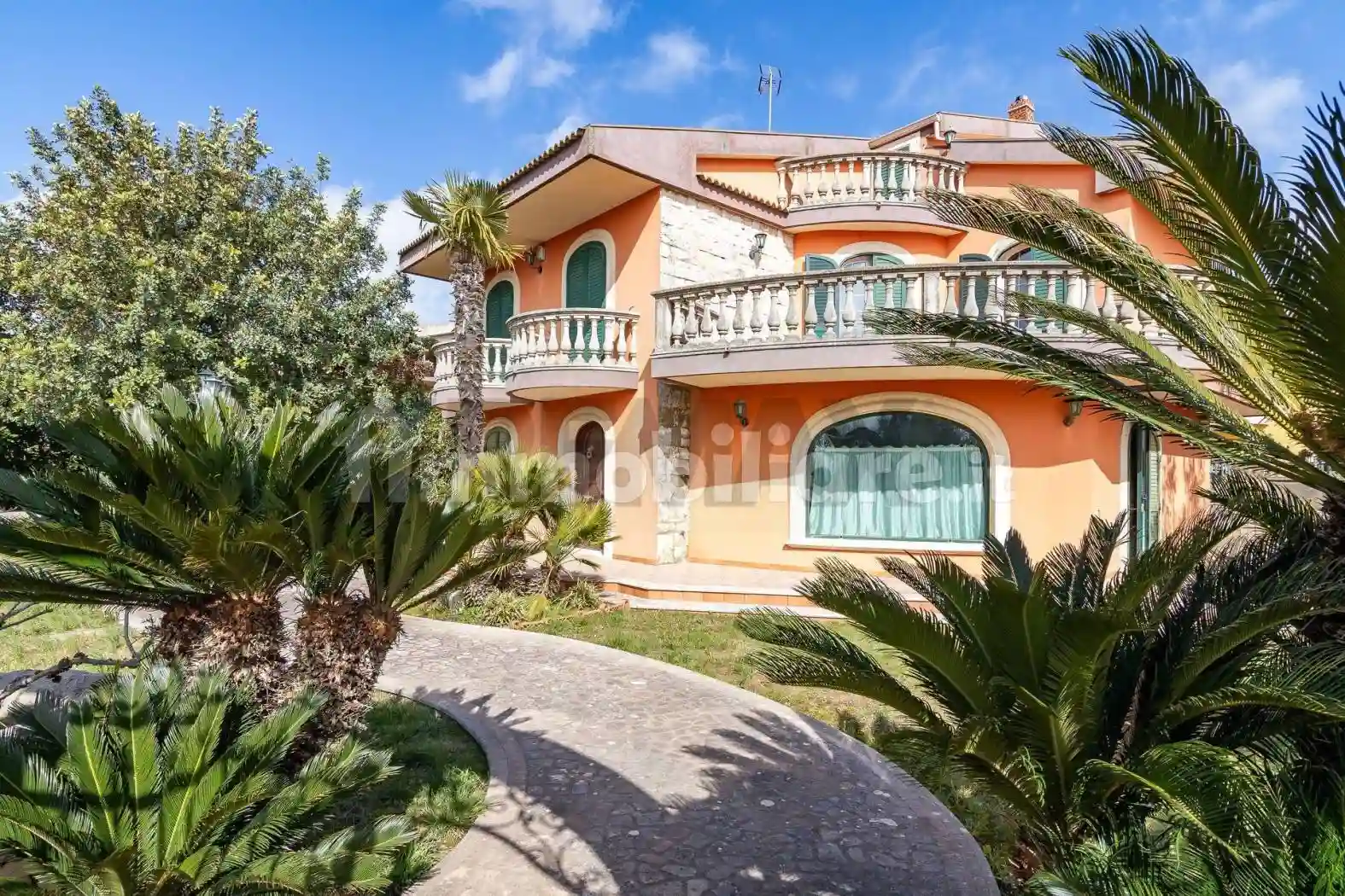 Villa - foto 2