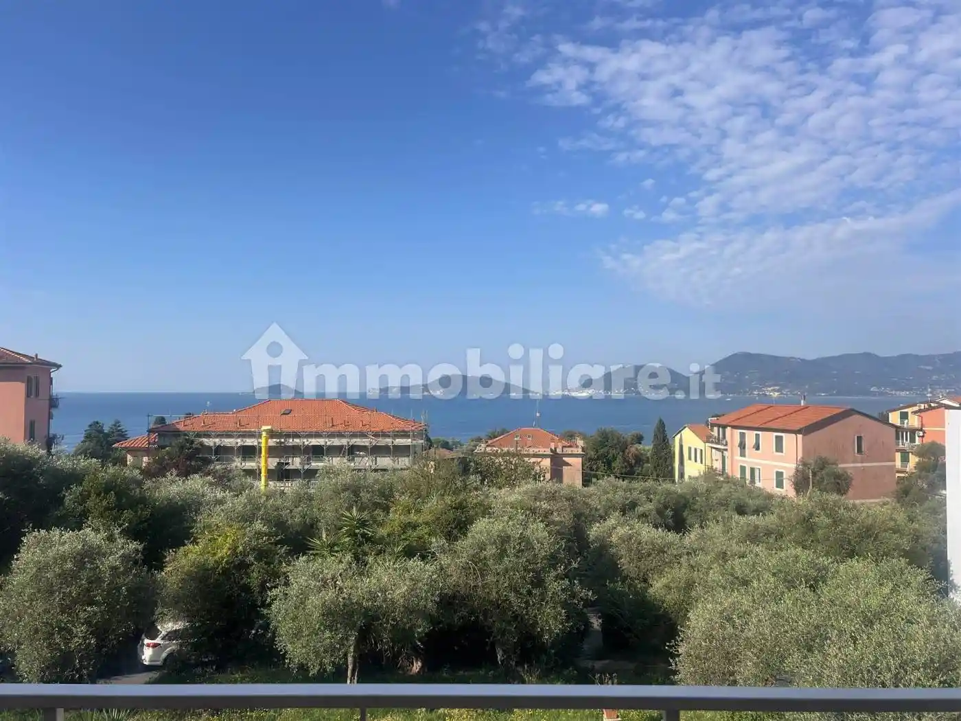 Appartamento in affitto a Lerici