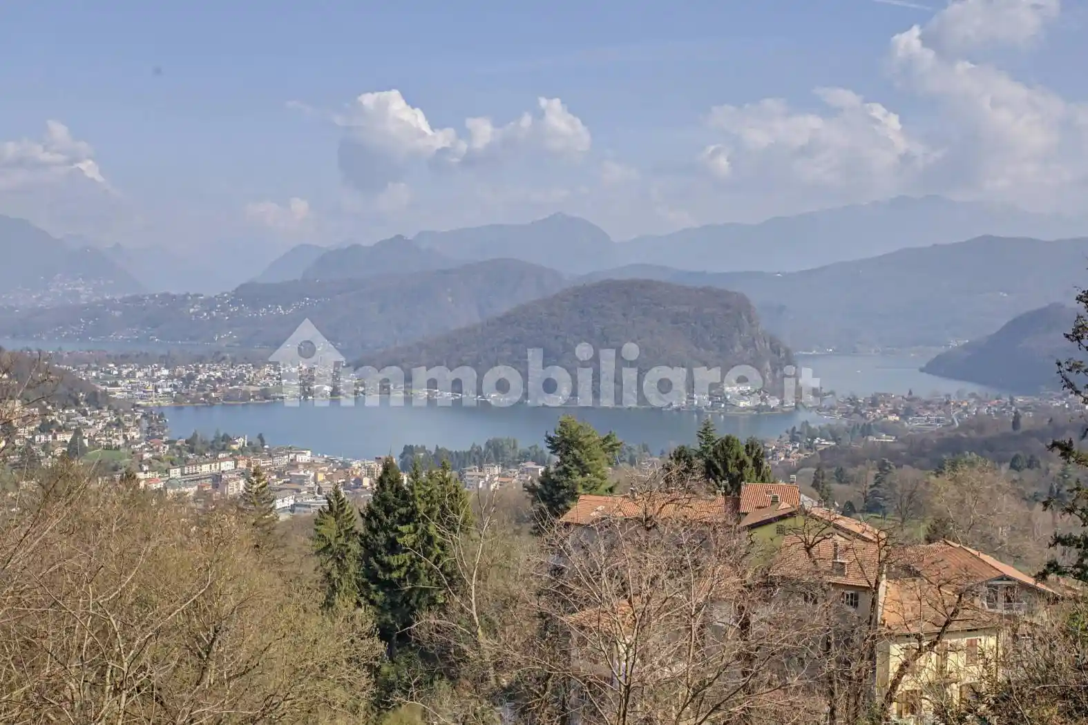 Villetta a schiera in vendita a Cadegliano-Viconago