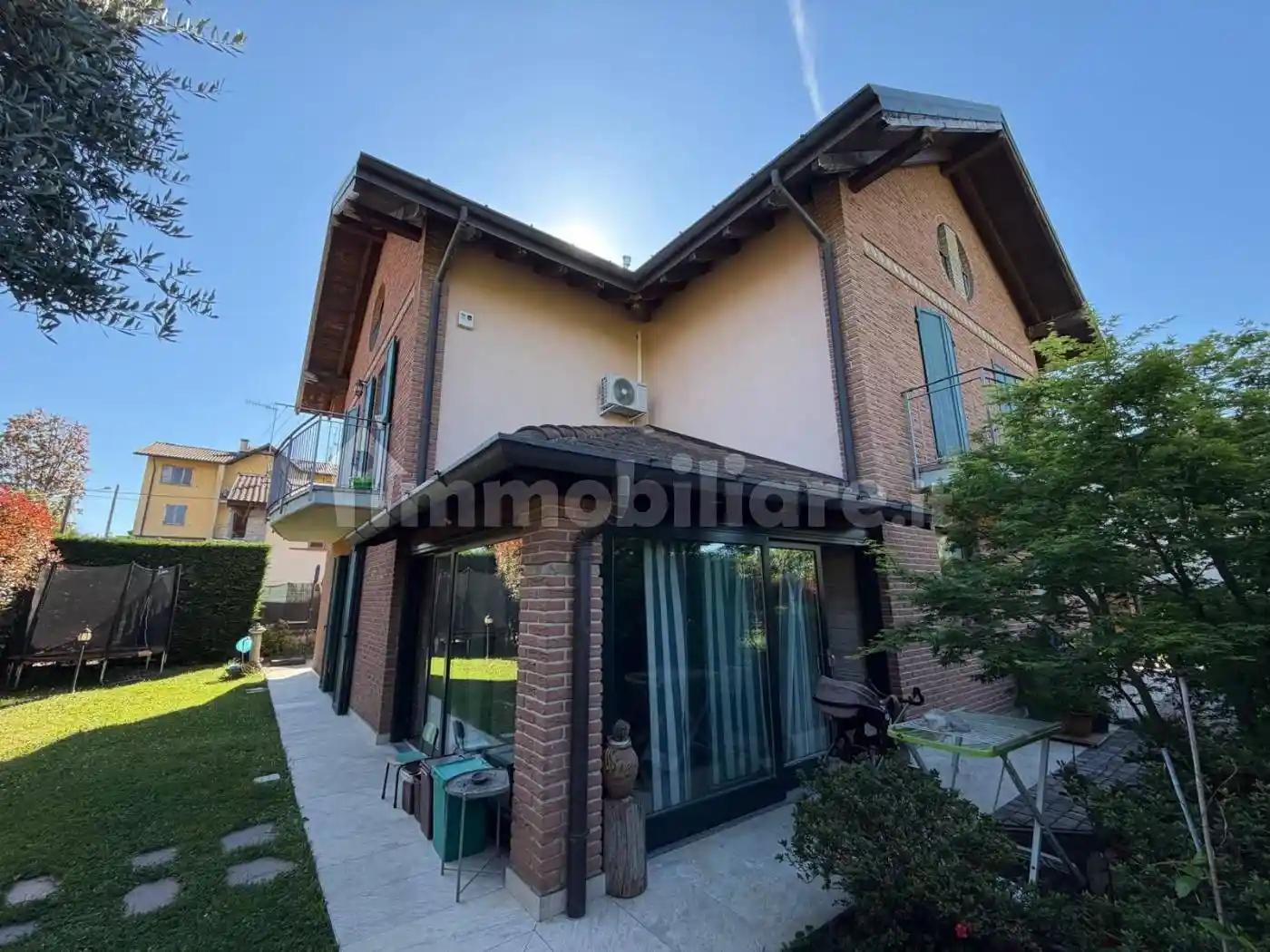 Villa in vendita a Malnate