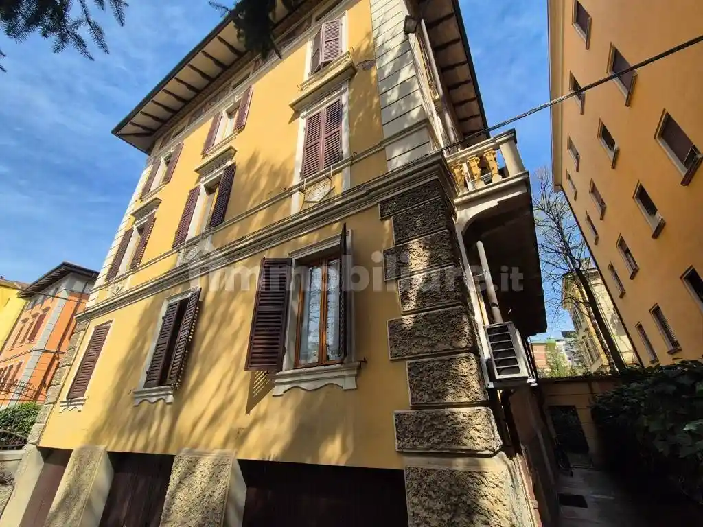 Appartamento in vendita a Modena