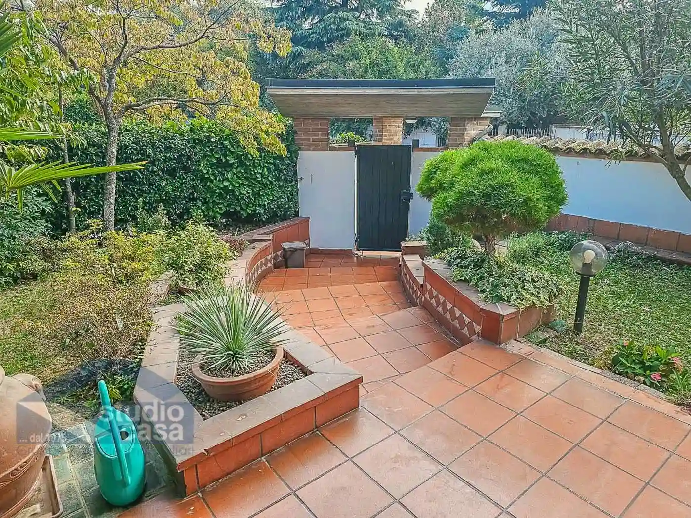 Villa - foto 2